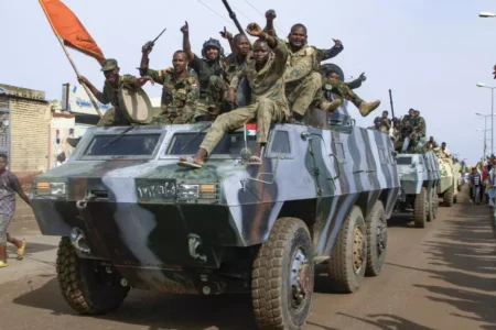 الجيش يصد “3” هجمات على الدلنج ويدمر رتلا من سيارات الدعم السريع وآلياته