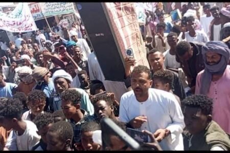 مواطنو الدبة يبعثون برسالة وطنية مؤثرة ردا على إحتجاجات “دلقو”