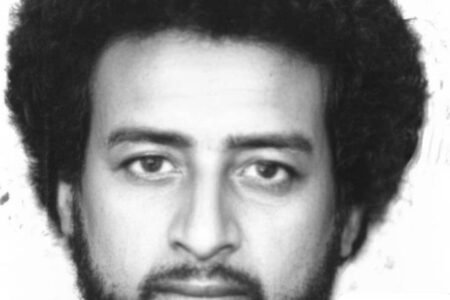 بين نظريات آينشتاين ونظرية الحوار المرتقب