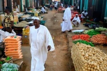 توقعات بموجة جديدة من الغلاء في السودان بسبب زيادة الضرائب