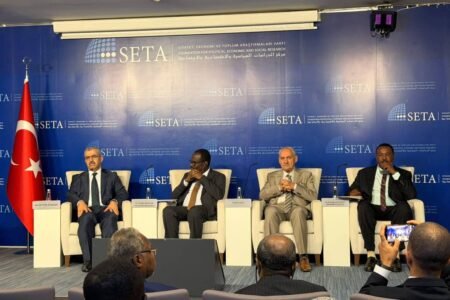 رئيس أكاديمية الاستخبارات السودانية: الإمارات سلحت الميليشيا لاستغلال موارد السودان