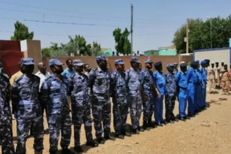 العثور على طبيب شهير مقتول يسبح في دمائه داخل عيادته