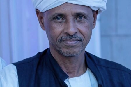 تهانينا سعادة اللواء شرطة (م) علي محمد أحمد إدريس